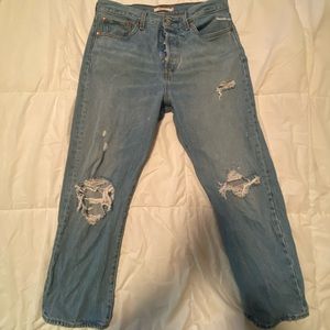 Size 31 Levi wedgie straight